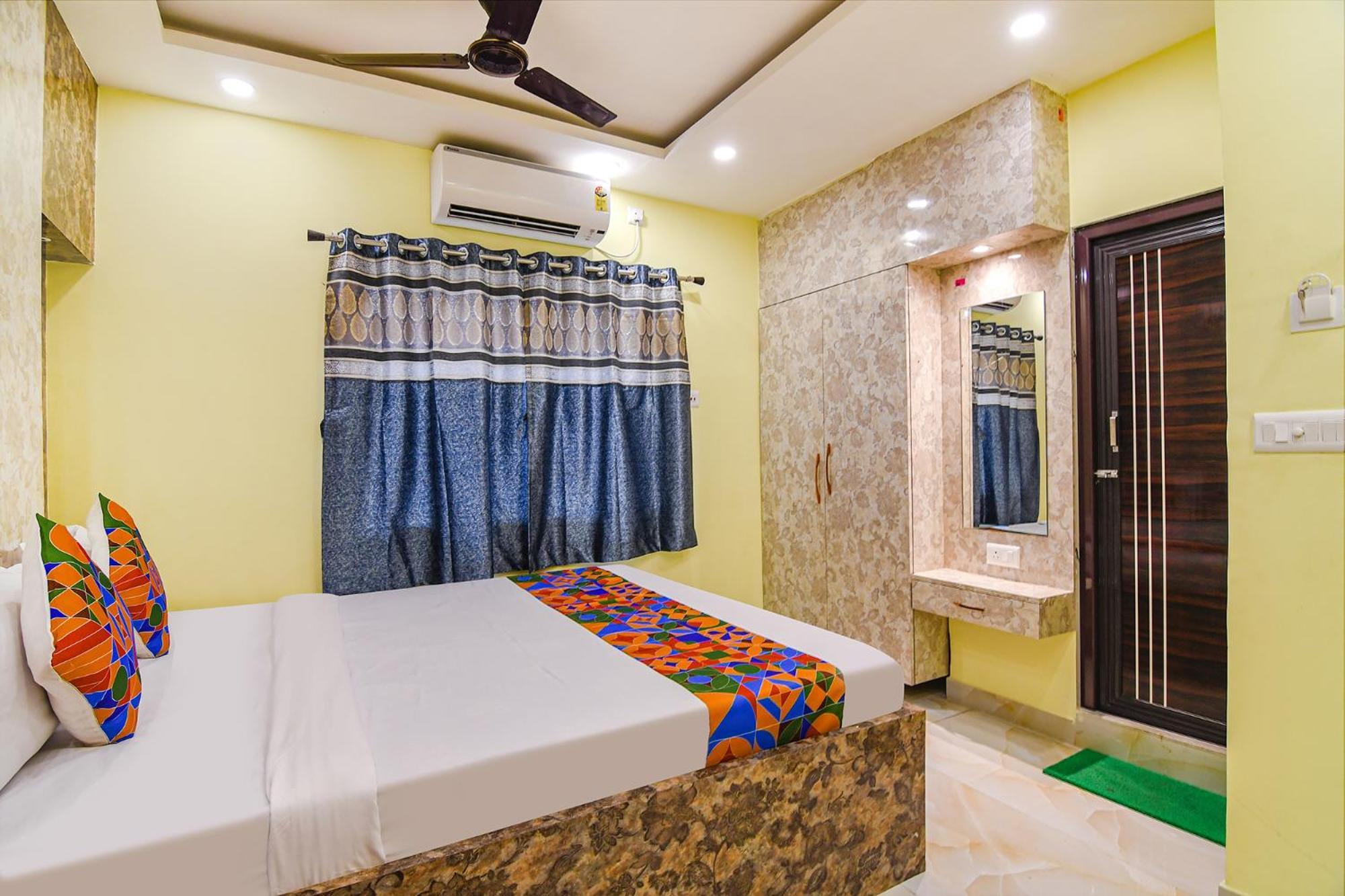 Hotel Divine Chariot โกลกาตา ภายนอก รูปภาพ
