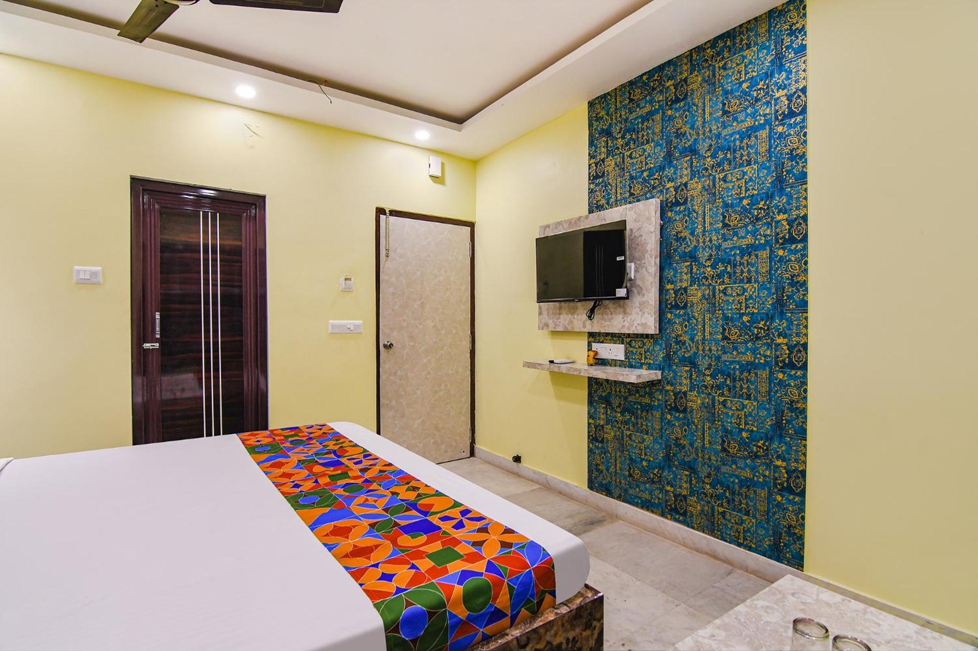 Hotel Divine Chariot โกลกาตา ภายนอก รูปภาพ